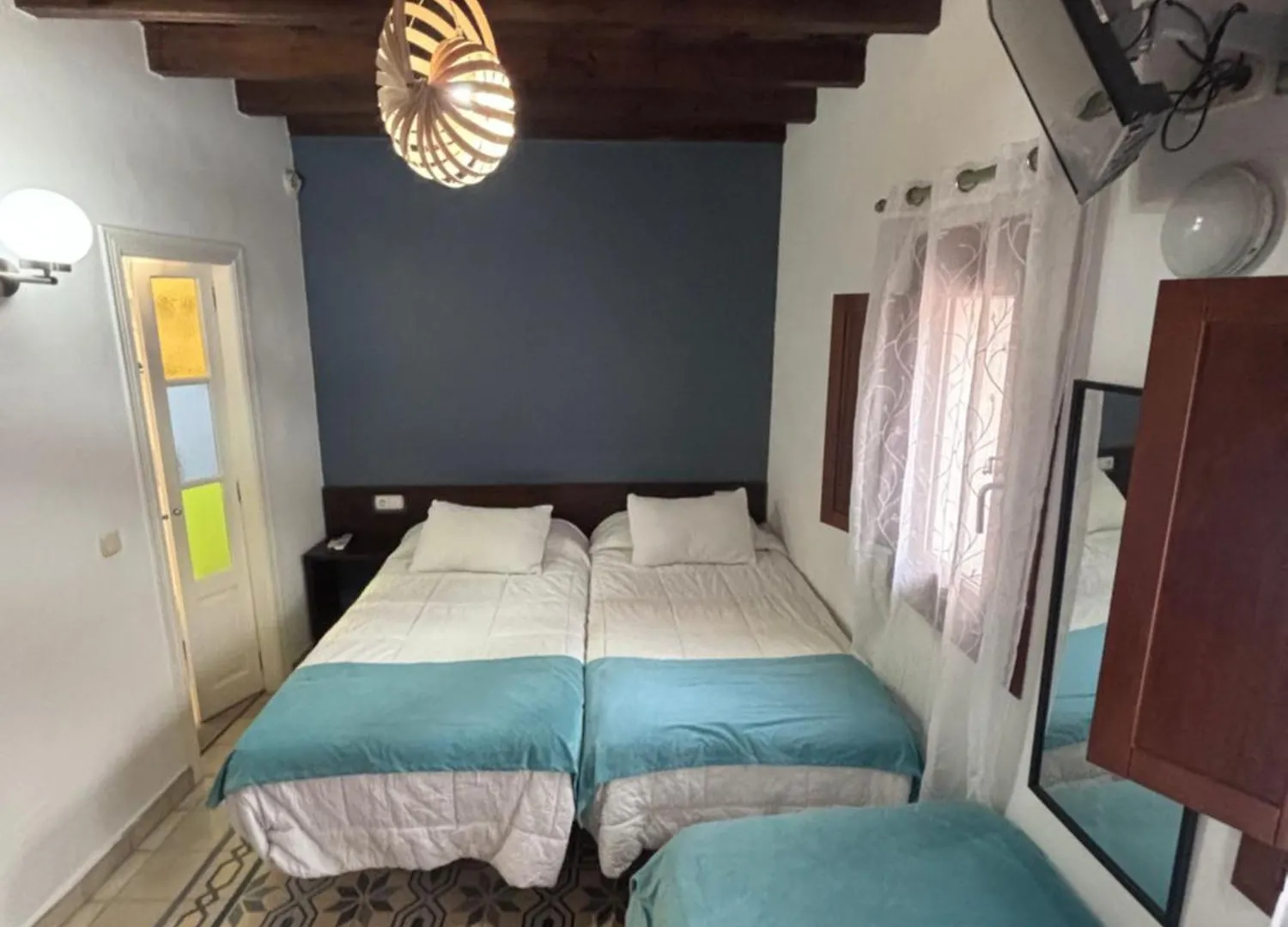 Vagamundos Hotel Tarifa Inn
